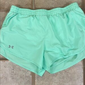 Under Armour Women's Mint Athletic Shorts XL